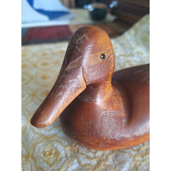 HAND CARVED FOLK ART DUCK DECOY- 1970s- 8"L x 3.5"W x 4.5"T - Picture 1 of 4